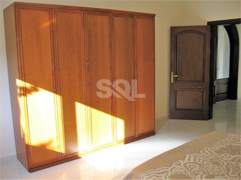 Villa in Bahar ic-Caghaq To Rent