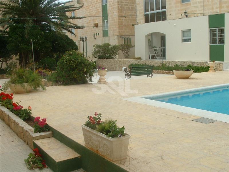 Apartment in Qawra To Rent