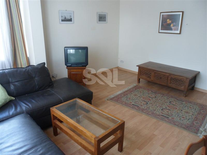 Apartment in Qawra To Rent