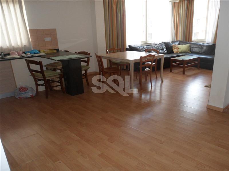 Apartment in Qawra To Rent