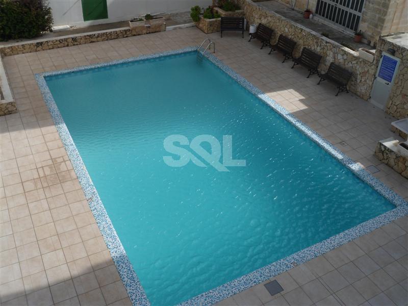 Apartment in Qawra To Rent