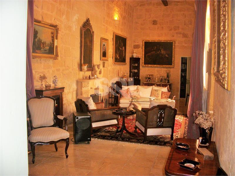 House of Character in Zebbug For Sale