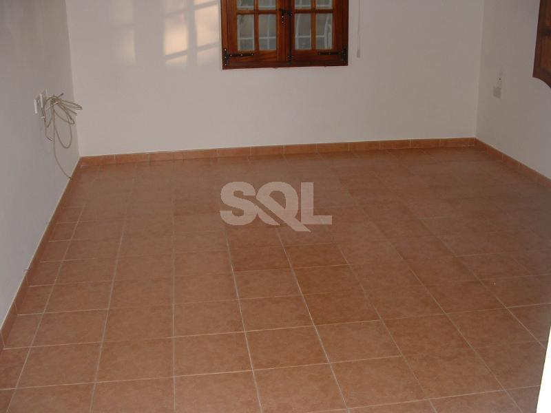 Villa in Madliena To Rent