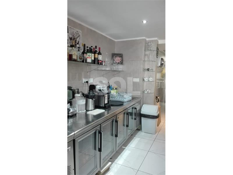 Retail/Catering in Bugibba To Rent