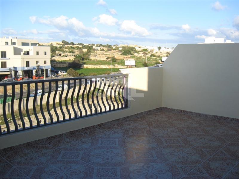 Penthouse in Birkirkara To Rent