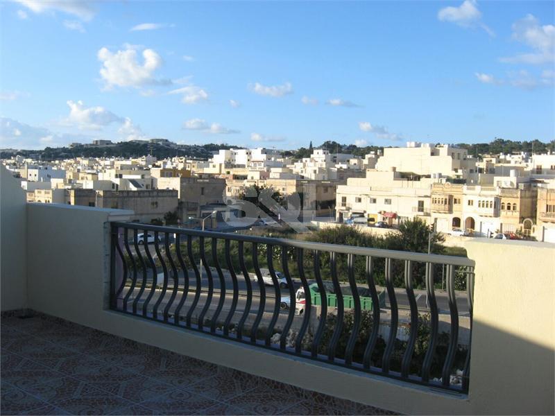 Penthouse in Birkirkara To Rent
