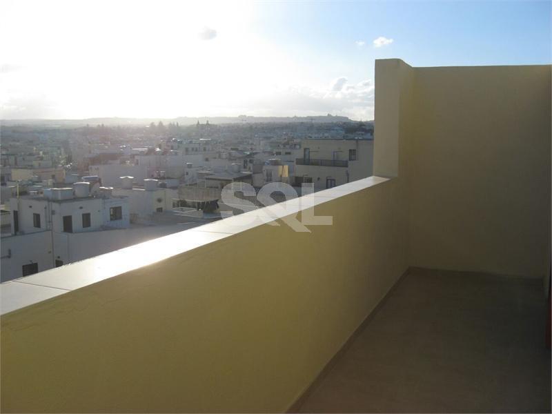 Penthouse in Birkirkara To Rent