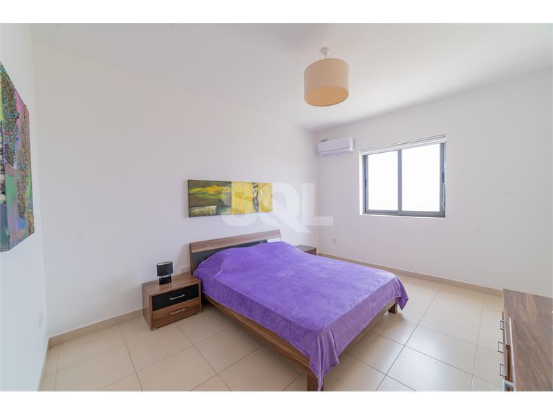 Penthouse in Mosta To Rent