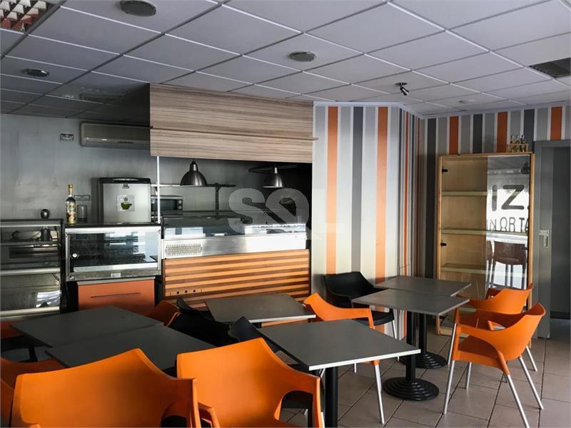 Retail/Catering in Attard To Rent
