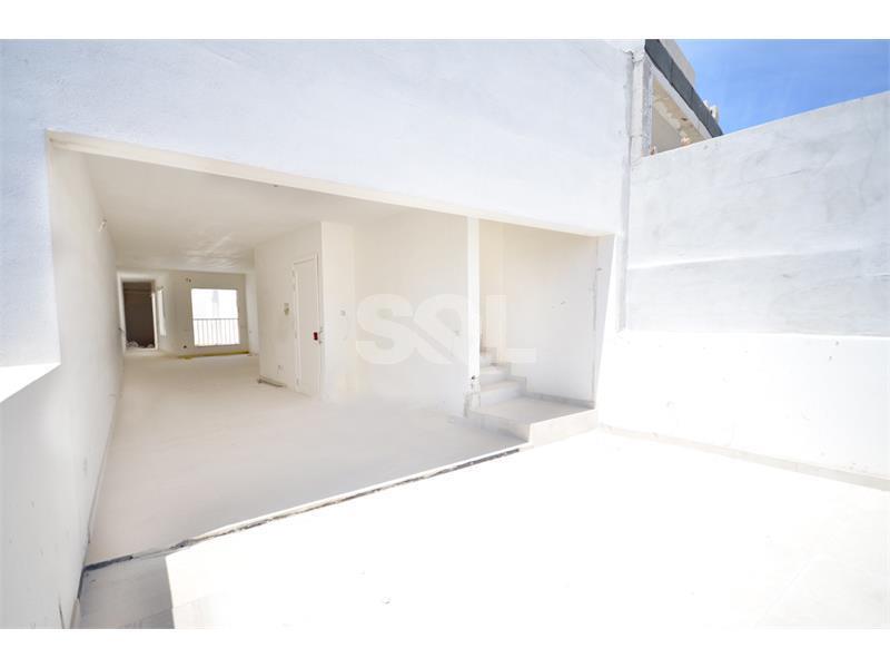 Penthouse in Gzira For Sale