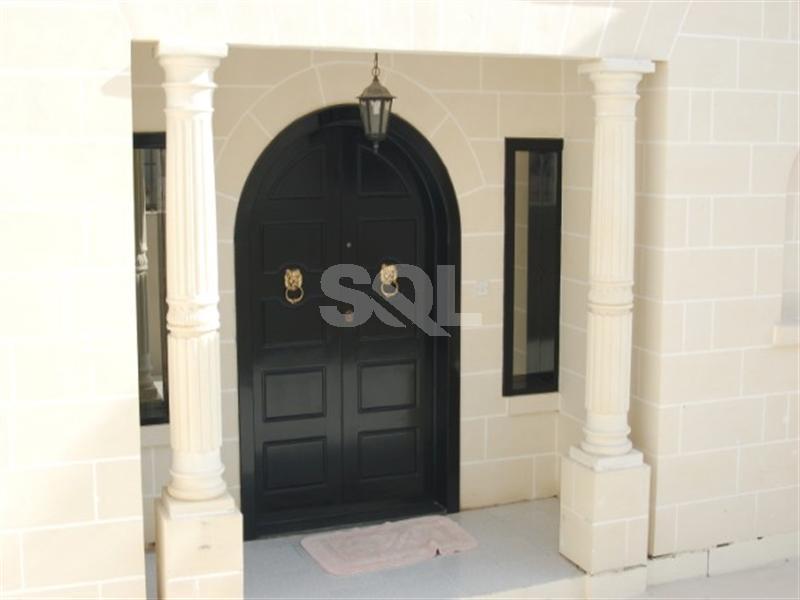 Bungalow in Lija To Rent