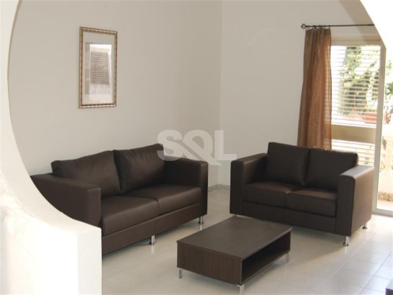 Bungalow in Lija To Rent