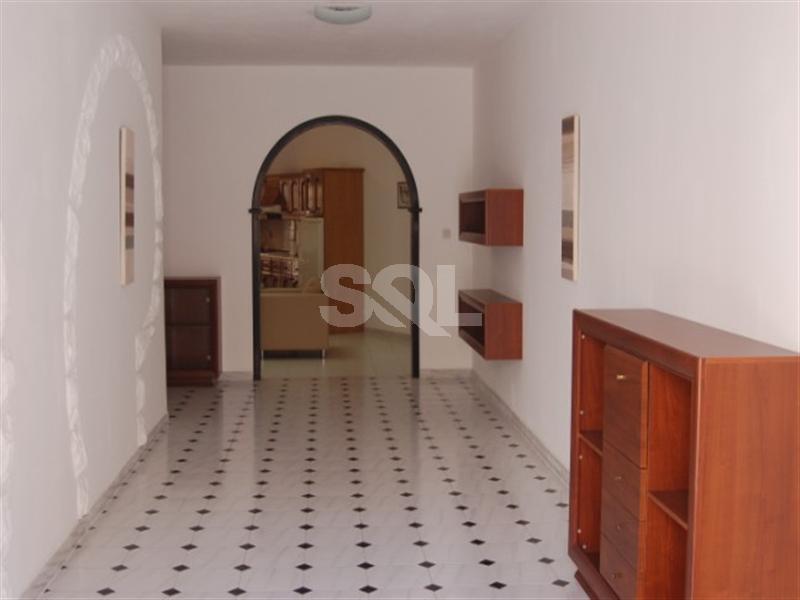 Bungalow in Lija To Rent