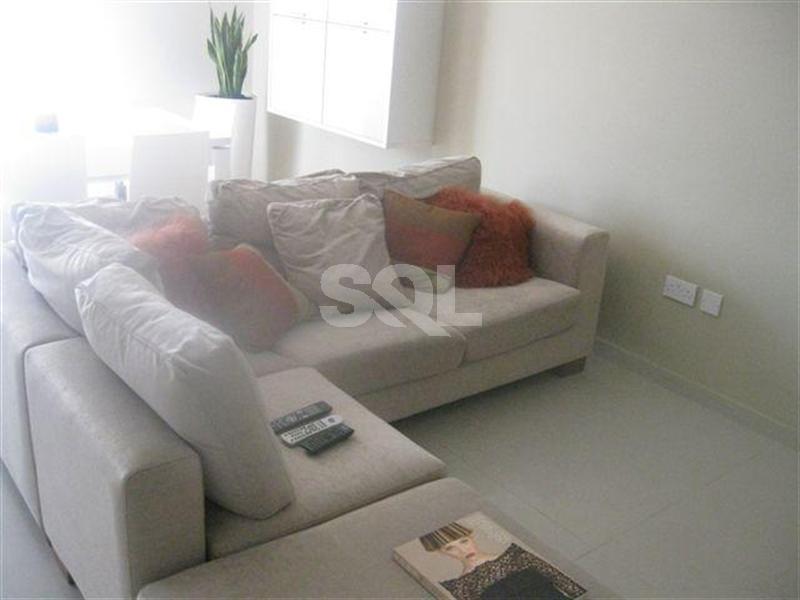 Apartment in Gzira To Rent