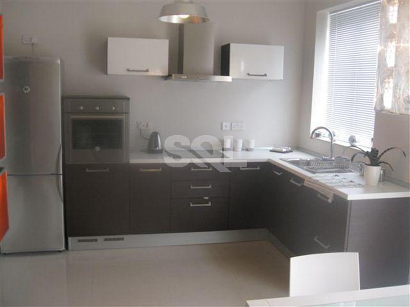 Apartment in Gzira To Rent