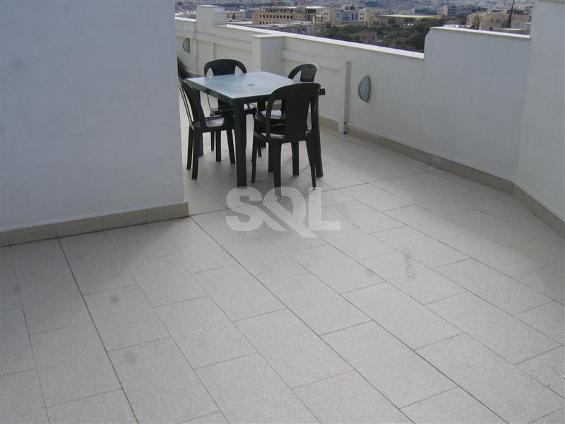 Penthouse in San Gwann To Rent