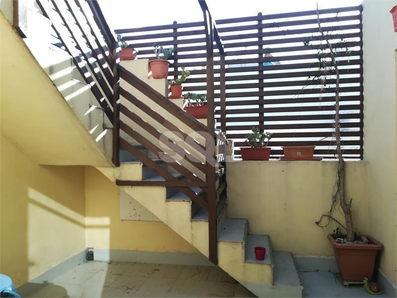 Duplex Maisonette in Marsaxlokk To Rent