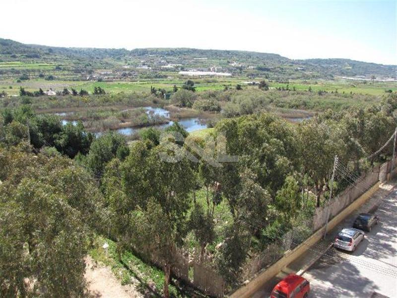 Apartment in Xemxija To Rent