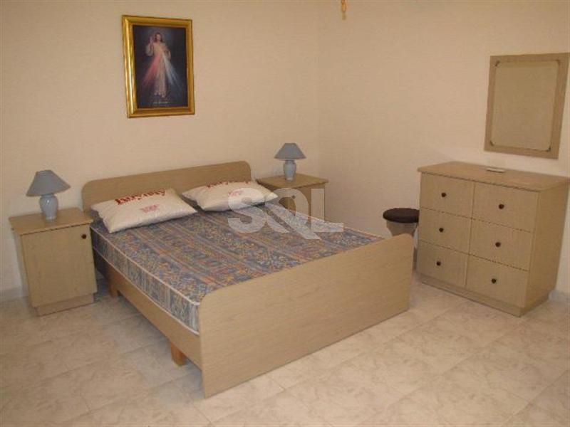 Apartment in Xemxija To Rent