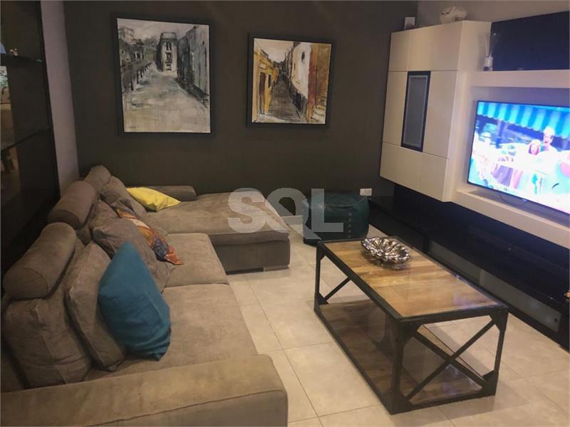 Terraced House in Mosta To Rent