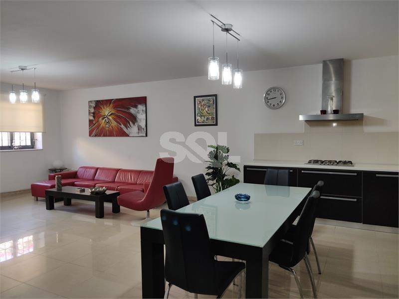 Maisonette in High Ridge To Rent