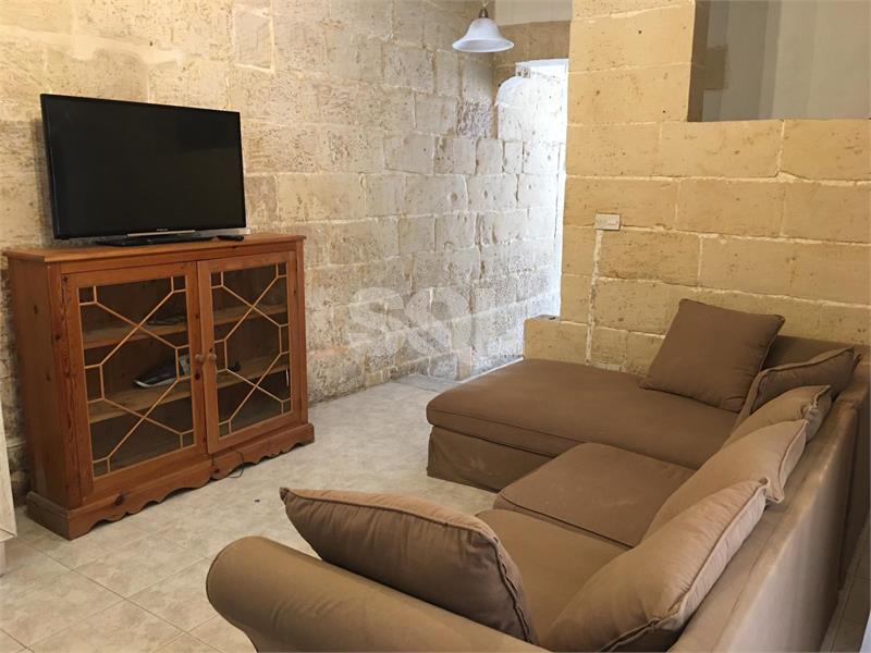 Townhouse in Msida To Rent