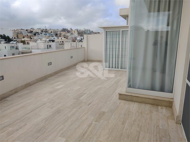 Penthouse in Ta' L-Ibrag To Rent