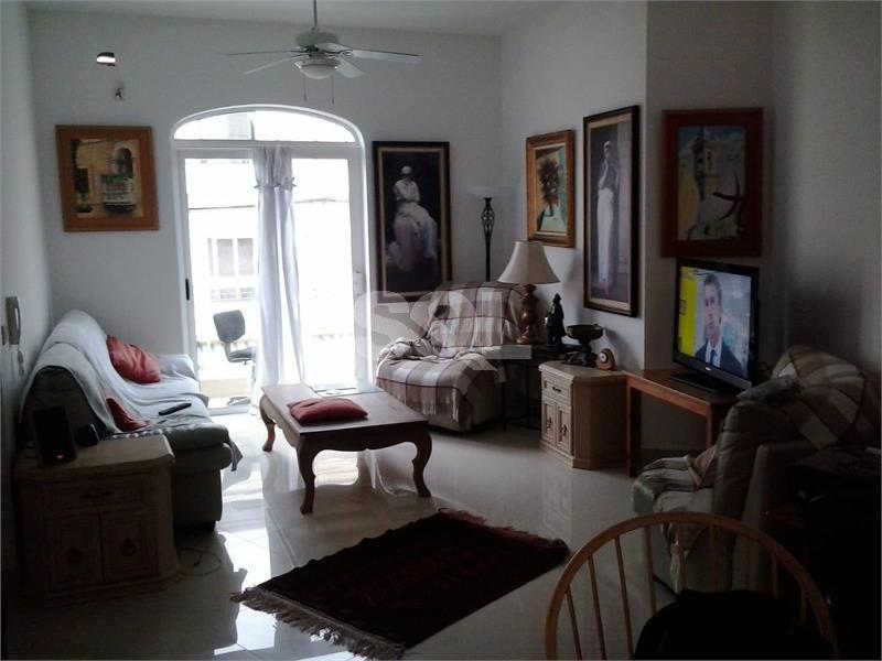 Apartment in Ta' L-Ibrag To Rent