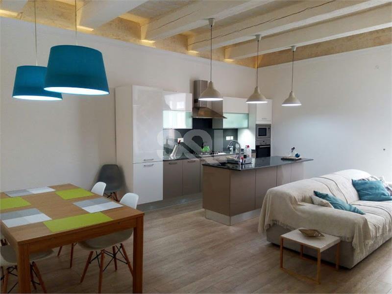 Apartment in Valletta To Rent