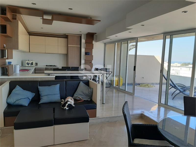 Penthouse in Naxxar To Rent