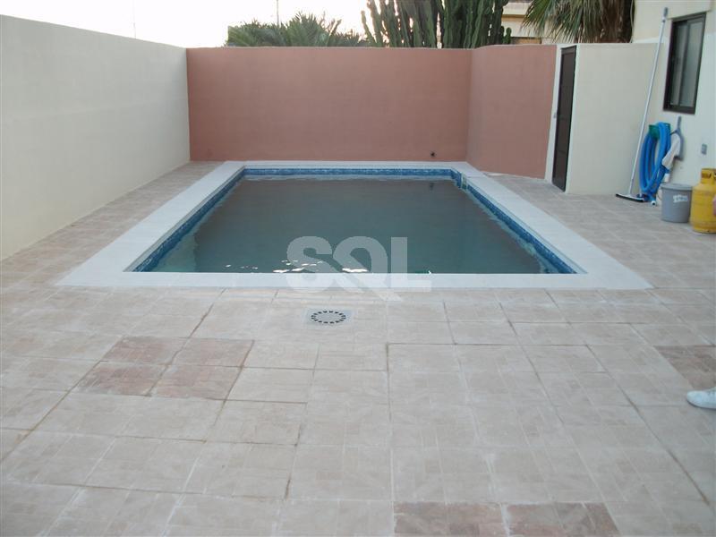 Semi-Detached Villa in Ta' L-Ibrag To Rent