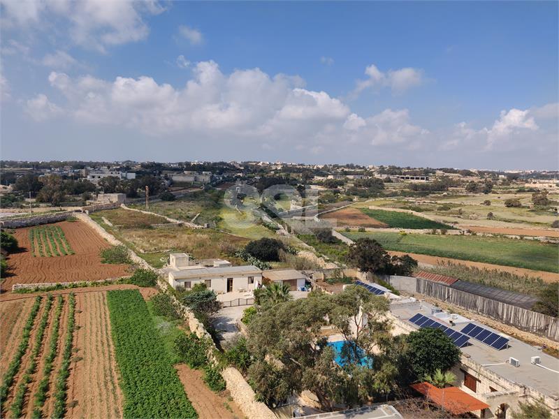 Penthouse in Marsascala To Rent