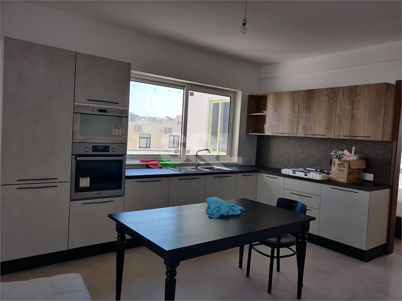 Penthouse in Marsascala To Rent