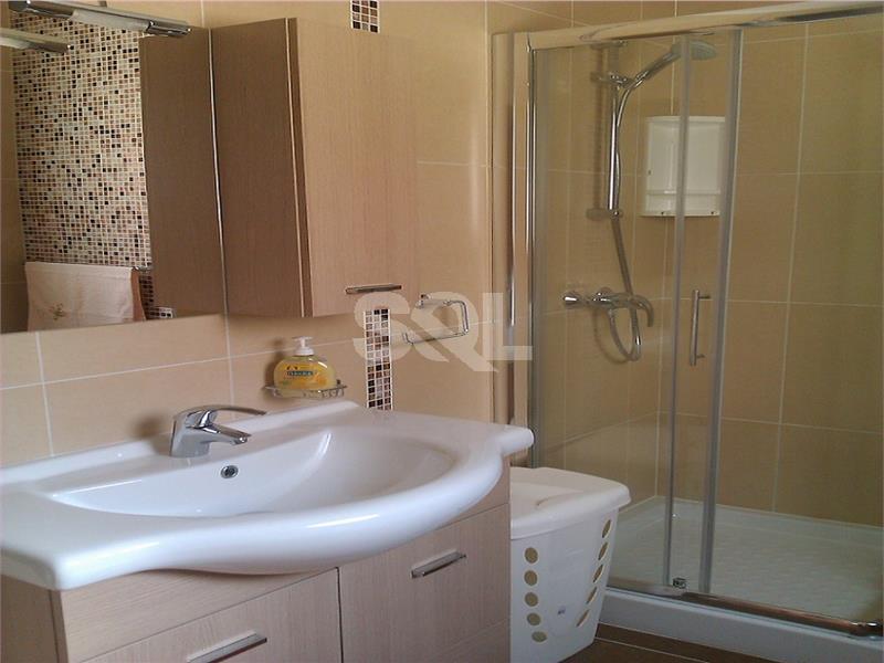 Apartment in Marsascala To Rent