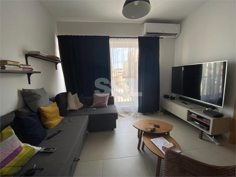 Apartment in San Gwann To Rent