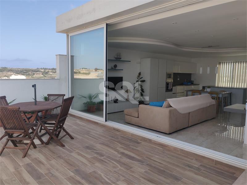 Penthouse in Marsaxlokk To Rent
