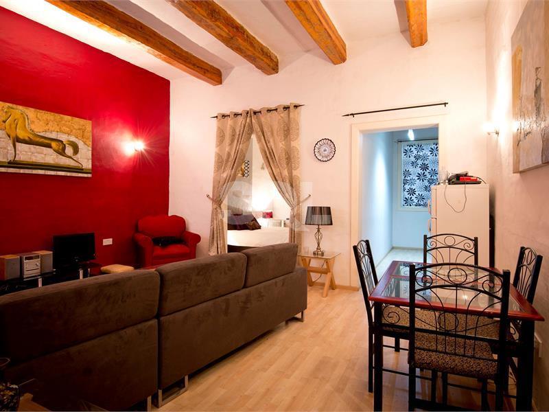 Apartment in Valletta To Rent