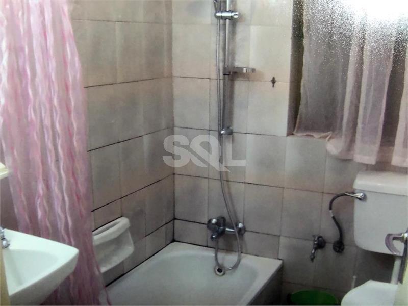 Apartment in Qawra To Rent