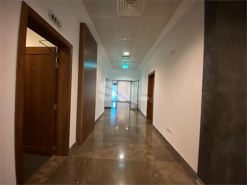 Office in Luqa To Rent