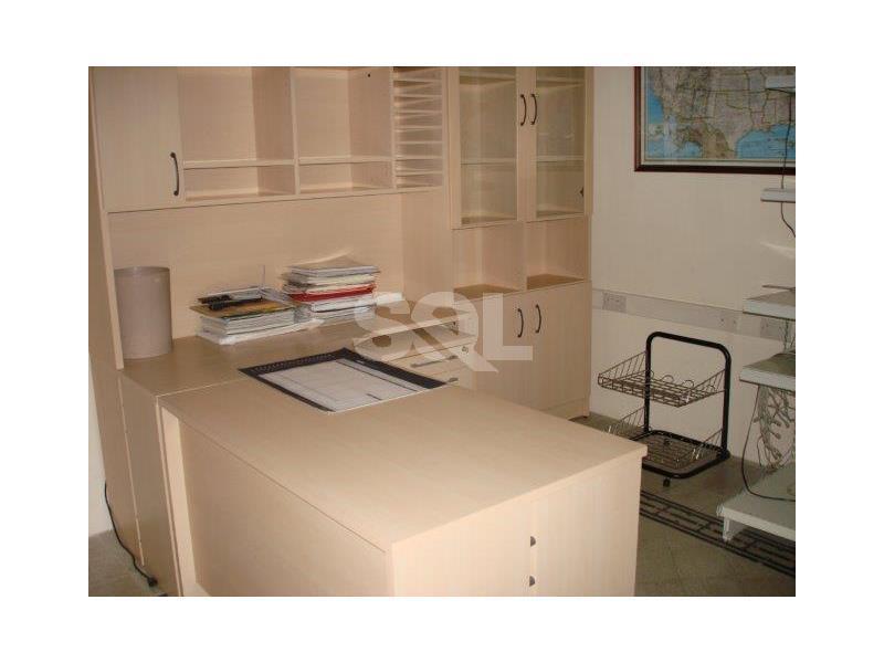 Office in Valletta To Rent