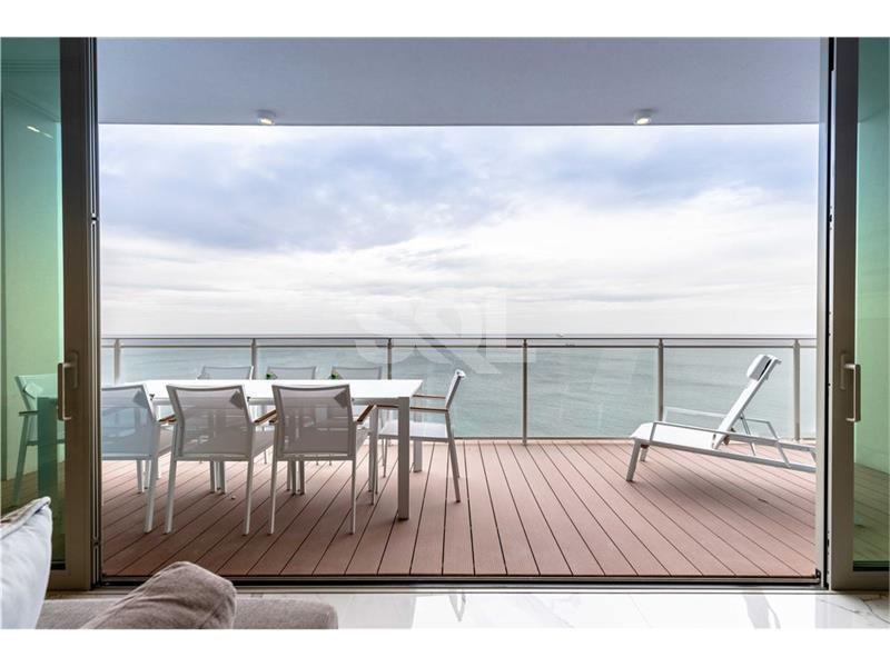 Apartment in Tigne Point To Rent