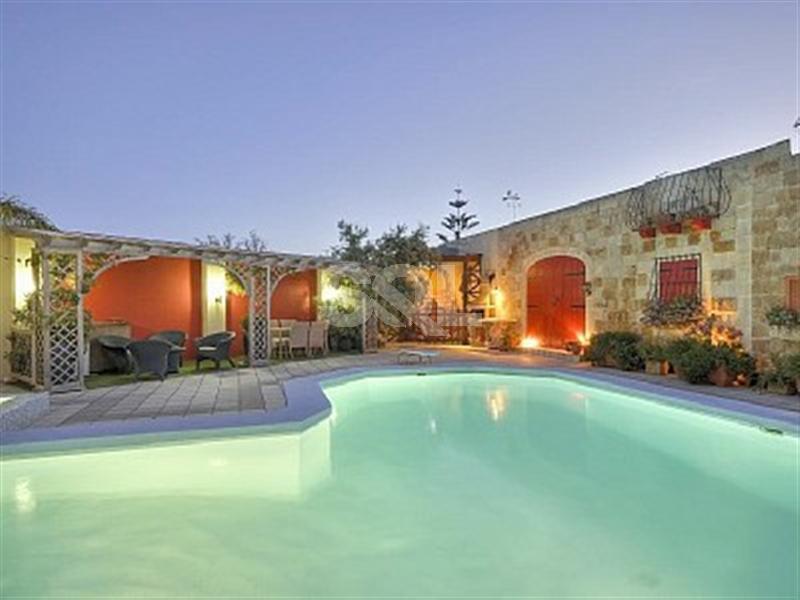 Villa in Ta' L-Ibrag To Rent
