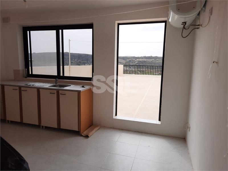 Apartment in Manikata To Rent