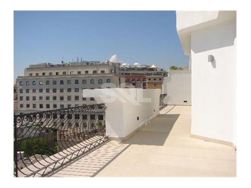 Penthouse in Sliema To Rent