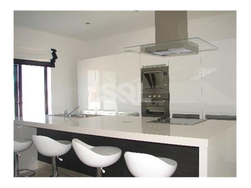 Penthouse in Sliema To Rent