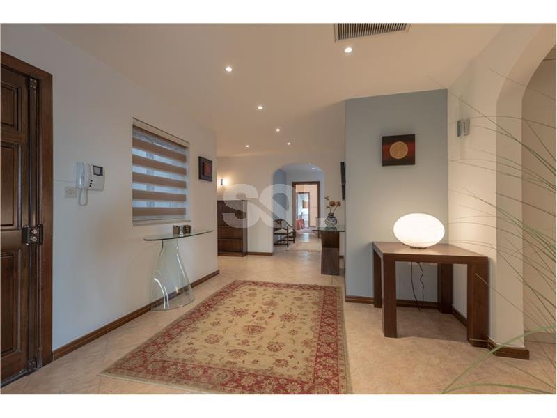 Penthouse in Sliema To Rent