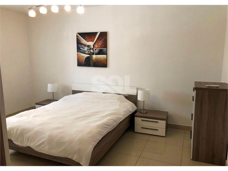Apartment in Gzira To Rent