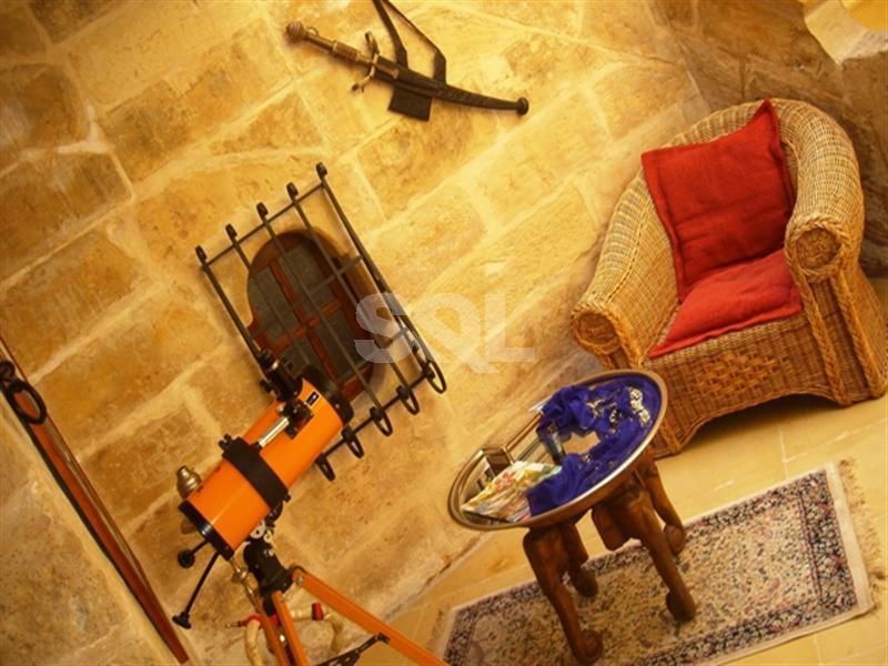 House of Character in Birkirkara To Rent