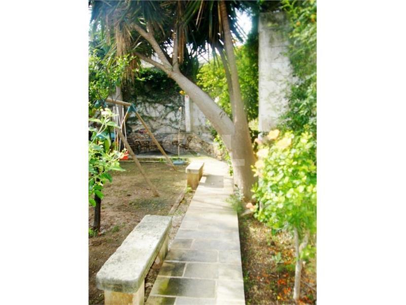 House of Character in Birkirkara To Rent