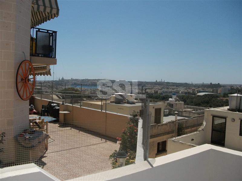 Semi-Detached Maisonette in Kappara To Rent